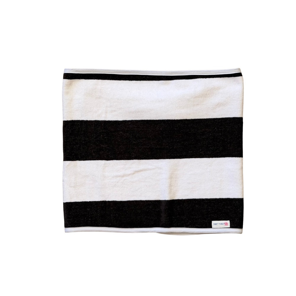 Classic Black-White Towel Wrap