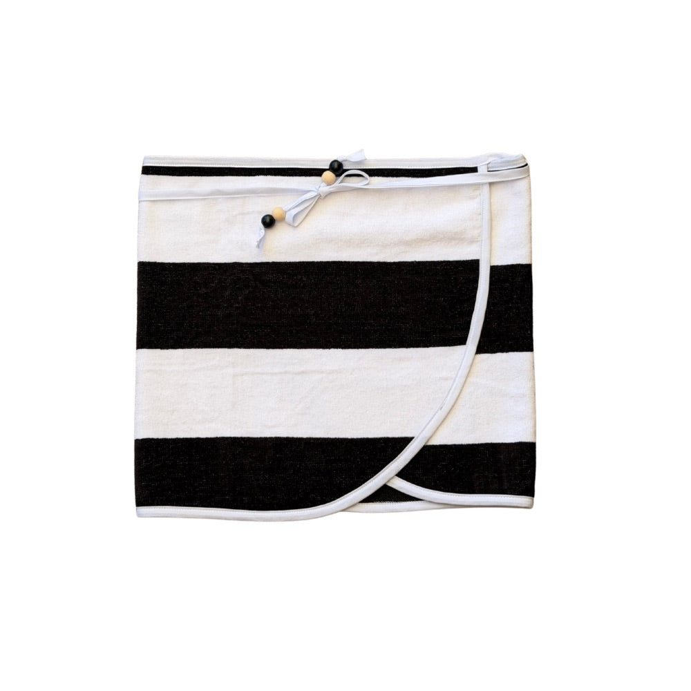 Classic Black-White Towel Wrap